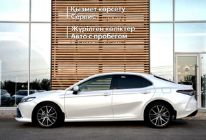 Toyota Camry 2.5 AT (206 л.с.) Престиж 4K Автомобили с пробегом Шымкент  