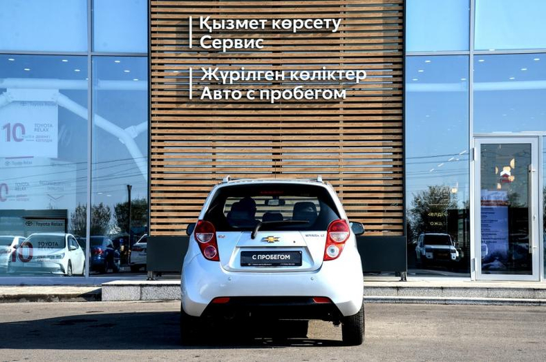 Chevrolet Spark 1.2 AT (85 л. с.) LT  Автомобили с пробегом Шымкент  