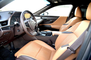 Lexus ES 2.5 AT FWD (200 л.с.) 250 Premium 28 Автомобили с пробегом Шымкент  