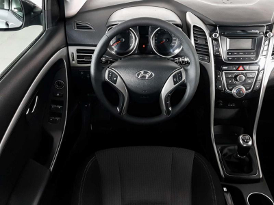 Hyundai i30 1.6 MT (130 л. с.)