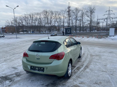 Opel Astra 1.4 Turbo MT (140 л. с.)