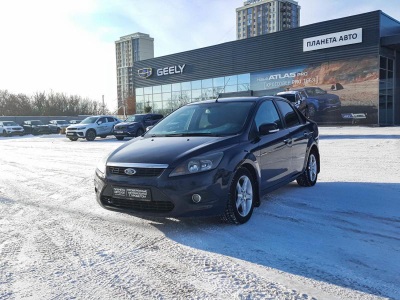 Ford Focus 1.6 MT (100 л. с.)