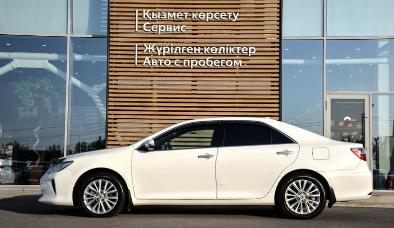 Toyota 2.5 AT (181 л. с.) Люкс Автомобили с пробегом Шымкент  
