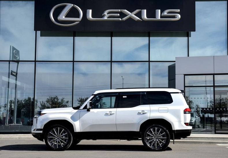 Lexus 3.4 AT 4WD (354 л.с.) 550 Luxury + Автомобили с пробегом Шымкент  