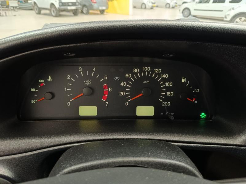 Chevrolet Niva Niva 1.7 MT 4WD (80 л.с.) GL Твоё авто (Киров)