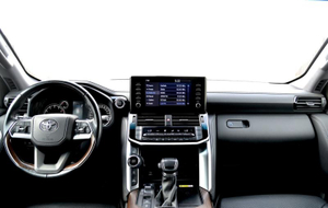 Toyota Land Cruiser 300 4.0 AT 4WD (275 л.с.) Люкс Автомобили с пробегом Шымкент  