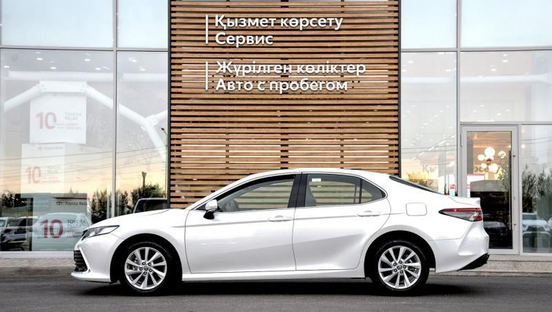 Toyota Camry 2.5 AT (206 л.с.) Престиж 4K Автомобили с пробегом Шымкент  