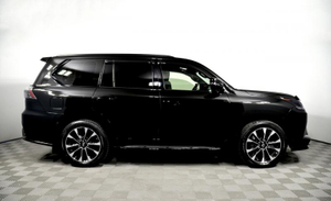 Lexus LX 5.7 AT 4WD (383 л.с.) 570 Black Vision II 5 м QB Автомобили с пробегом Шымкент  