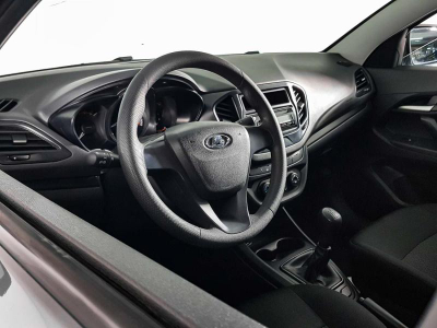 LADA Vesta 1.6 MT (106 л. с.)