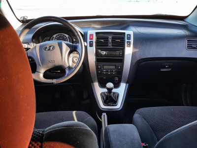 Hyundai Tucson 2.0 MT 4WD (141 л. с.)
