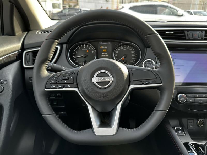 Nissan Qashqai 2.0 CVT (144 л. с.) LE+ Авто Люкс г. Севастополь