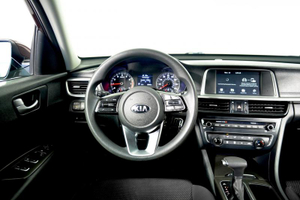 Kia Optima 2.4 AT FWD (188 л.с.) GDI Comfort Автомобили с пробегом Шымкент  