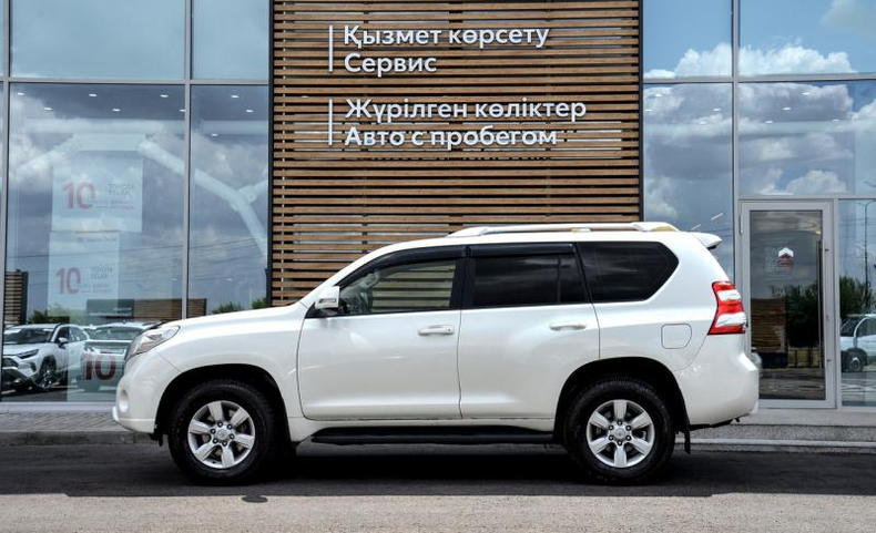 Toyota 2.7 AT 4WD (163 л. с.) Комфорт Автомобили с пробегом Шымкент  