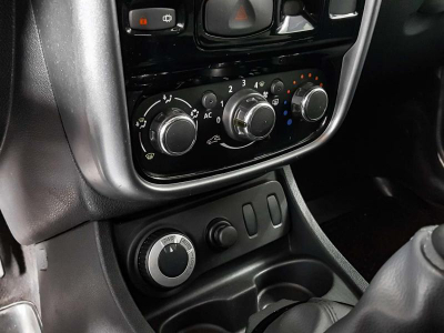 Renault Duster 2.0 MT 4x4 (135 л. с.)