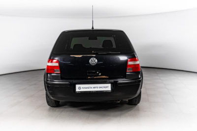 Volkswagen Golf 1.4 MT (75 л. с.)