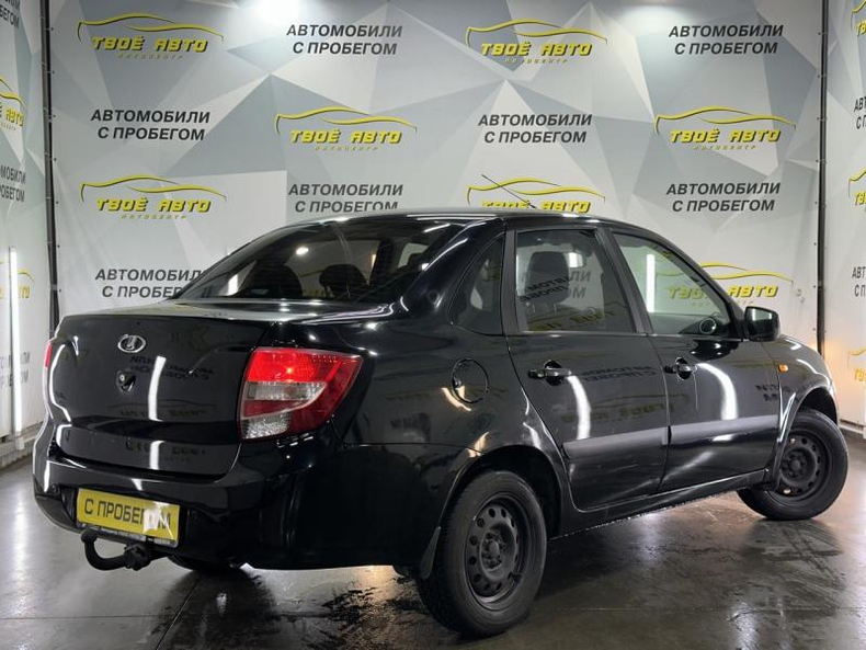 LADA (ВАЗ) Granta седан 1.6 MT FWD (106 л.с.) 16кл Luxe  Твоё авто (Йошкар-Ола)