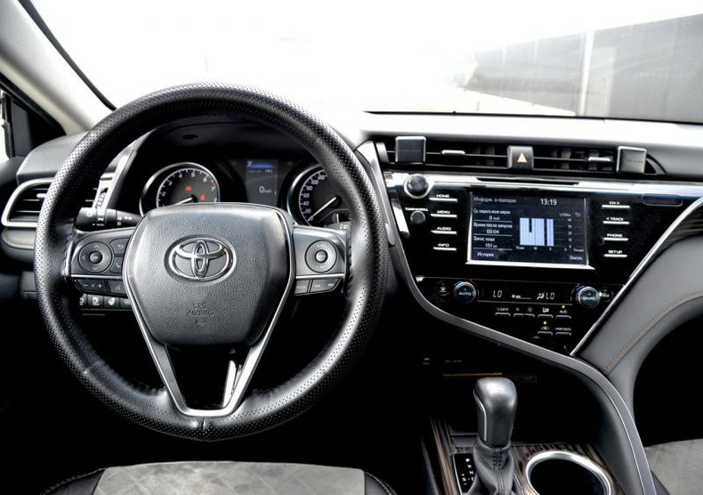 Toyota Camry 2.5 AT FWD (181 л.с.) Престиж B4 Автомобили с пробегом Шымкент  