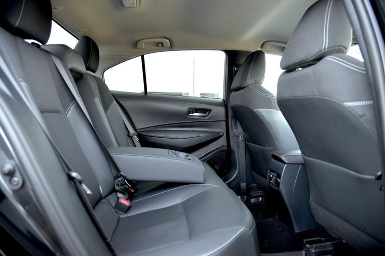 Toyota Corolla 1.6 CVT FWD (122 л.с.) Престиж Автомобили с пробегом Шымкент  