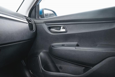Kia Rio X-Line 1.4 MT (100 л. с.)