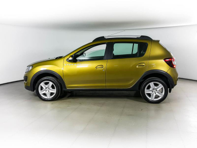 Renault Sandero Stepway 1.6 MT (82 л. с.)