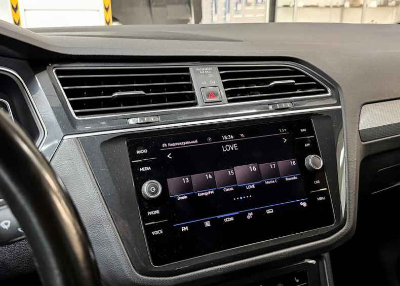 Volkswagen Tiguan 1.4 6AT FWD (150 л.с.) TSI R-Line ORBIS AUTO г. Алматы