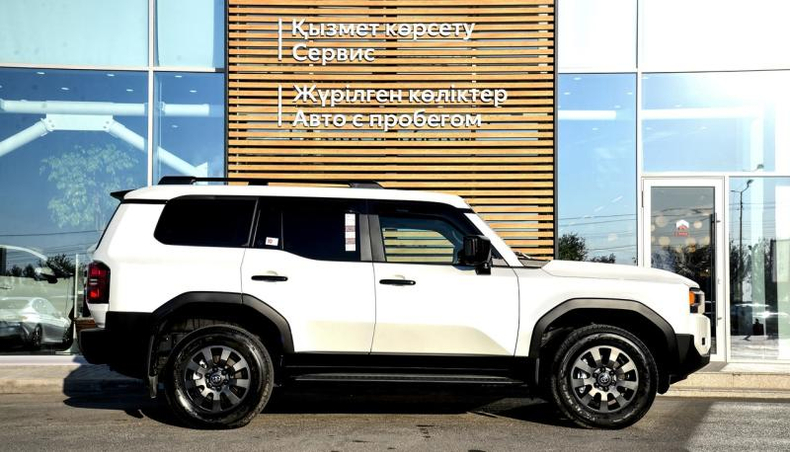 Toyota Land Cruiser Prado 2.4 AT 4WD (281 л.с.) Престиж 7 мест Автомобили с пробегом Шымкент  