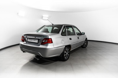 Daewoo Nexia 1.6 MT (109 л. с.)