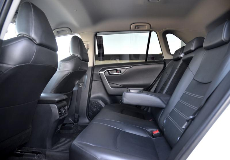 Toyota 2.0 CVT 4WD (151 л.с.) Люкс 91T Автомобили с пробегом Шымкент  