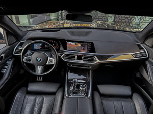 BMW X7 xDrive40i Steptronic (340 л.с.) M Sport Лексус Бишкек Бишкек