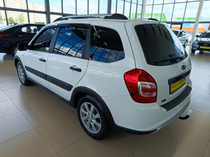 LADA (ВАЗ) Kalina Cross 1.6 MT FWD (106 л.с.) Luxe Твоё авто (Киров)