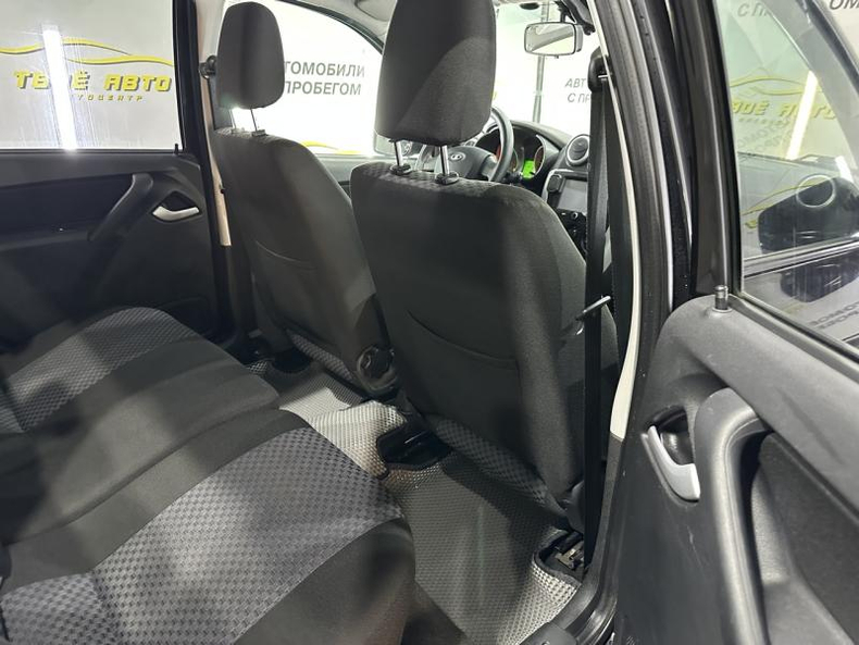 LADA (ВАЗ) Granta седан 1.6 MT FWD (106 л.с.) 16кл Luxe  Твоё авто (Йошкар-Ола)