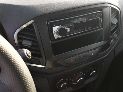 LADA XRAY 1.6 MT (106 л. с.)