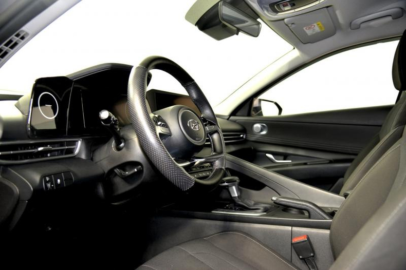 Hyundai Новая Elantra 1.6 6AT FWD (128 л.с.) MPI Elegance Автомобили с пробегом Шымкент  