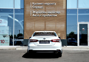 Toyota Camry 2.5 AT (206 л.с.) Престиж 4K Автомобили с пробегом Шымкент  