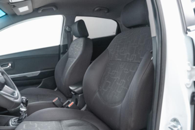 Kia Rio 1.6 6MT (123 л. с.)