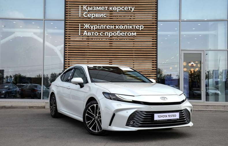 Toyota Camry 2.5 8AT FWD (204 л.с.) Люкс Автомобили с пробегом Шымкент  