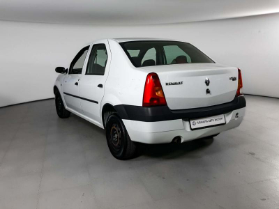 Renault Logan 1.6 MT (87 л. с.)