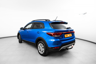 Kia Rio X-Line 1.4 MT (100 л. с.)