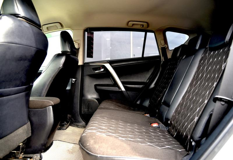 Toyota 2.0 CVT 4WD (146 л.с.) Prestige Автомобили с пробегом Шымкент  