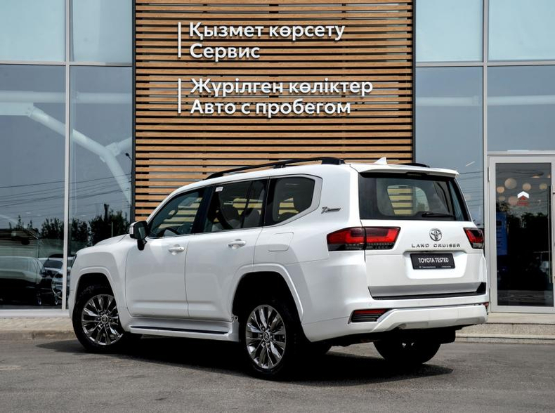 Toyota Land Cruiser 300 3.5 AT 4WD (415 л.с.) Премиум Автомобили с пробегом Шымкент  