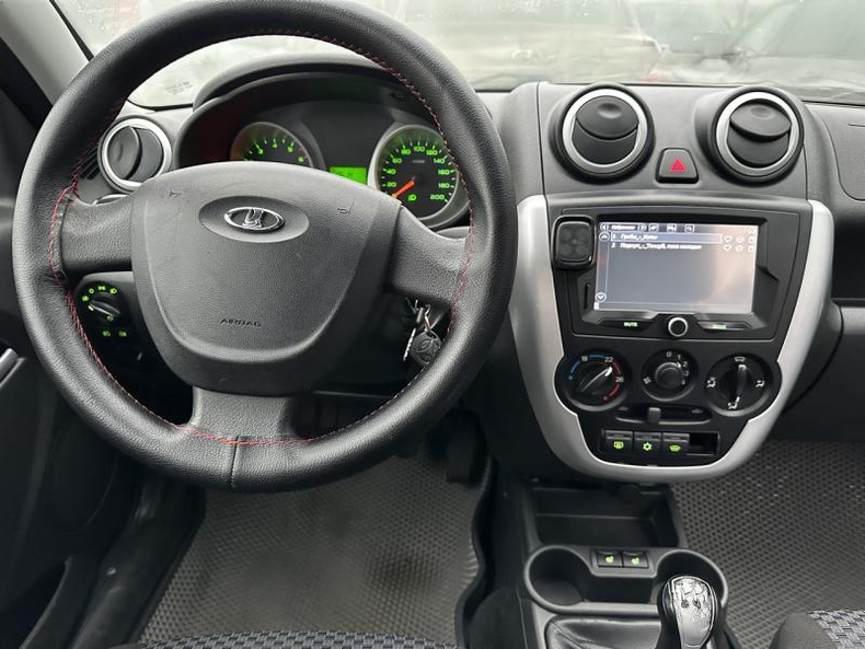 LADA (ВАЗ) Granta седан 1.6 MT FWD (106 л.с.) 16кл Luxe  Твоё авто (Йошкар-Ола)