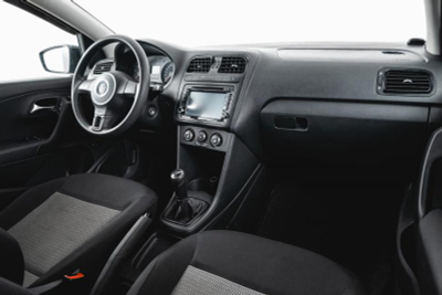 Volkswagen Polo 1.6 MT (105 л. с.)