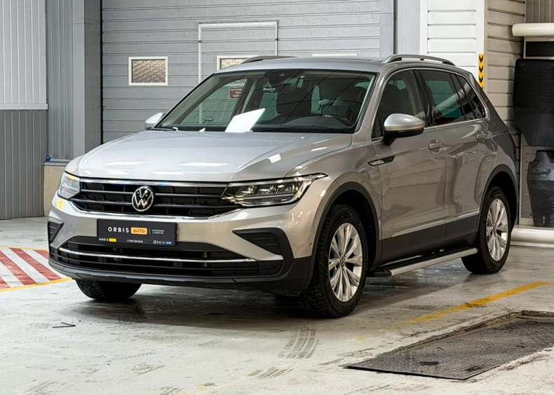 Volkswagen Tiguan 1.4 6AT FWD (150 л.с.) TSI R-Line ORBIS AUTO г. Алматы