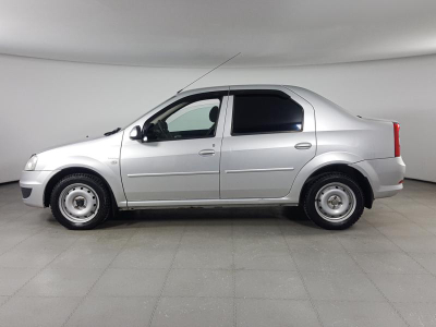 Renault Logan 1.6 MT (84 л. с.)