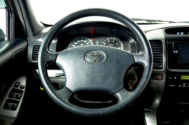 Toyota 2.7 AT 4WD (150 л.с.) Автомобили с пробегом Шымкент  