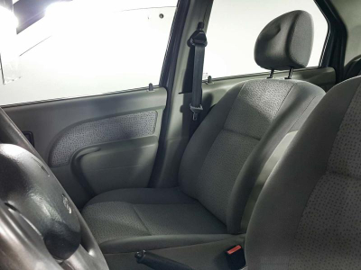 Renault Logan 1.6 MT (87 л. с.)