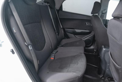 Kia Rio 1.6 6MT (123 л. с.)