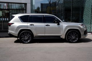 Lexus LX 3.5 AT 4WD (415 л.с.) LX600 VIP Black <br>Тойота Центр Бишкек Бишкек