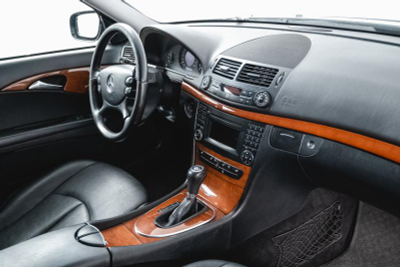 Mercedes-Benz E-Класс E 200 Kompressor AT (184 л. с.)