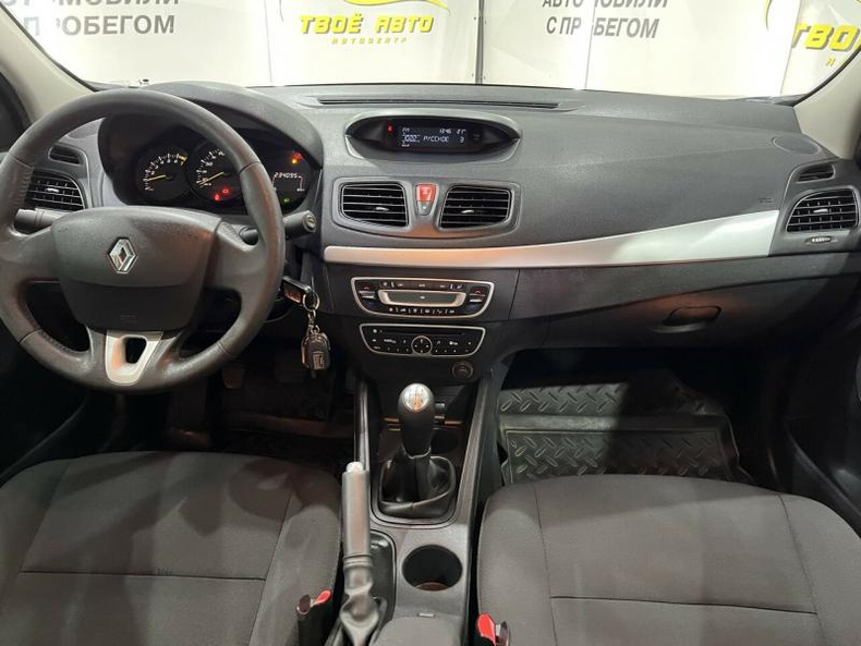 Renault 1.6 MT (110 л. с.) Expression Твоё авто (Йошкар-Ола)